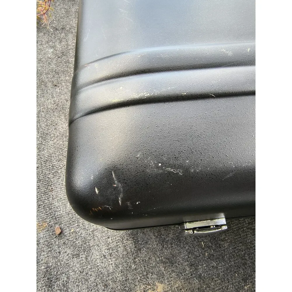 Vintage Zero Halliburton Black Aluminum Gear Case (26